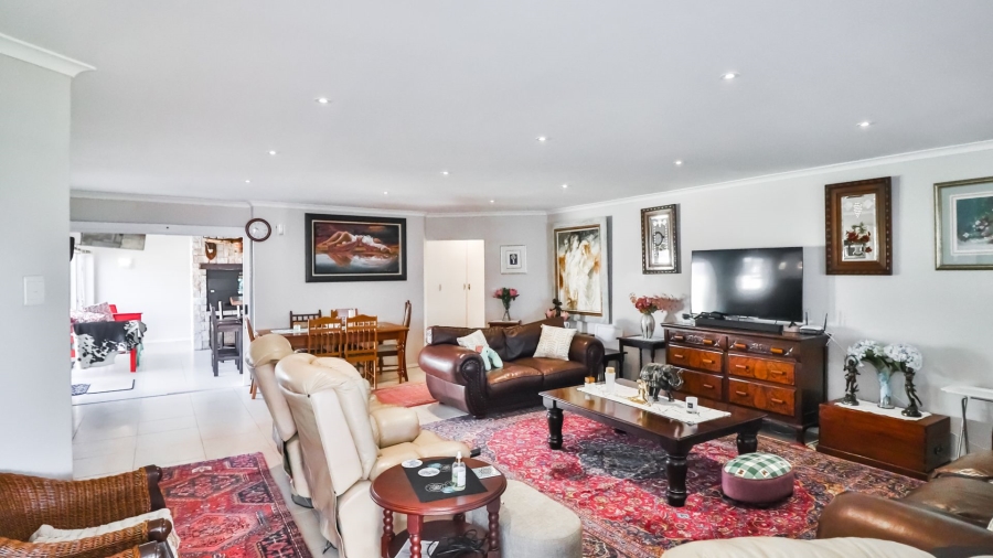 3 Bedroom Property for Sale in Stilbaai Wes Western Cape